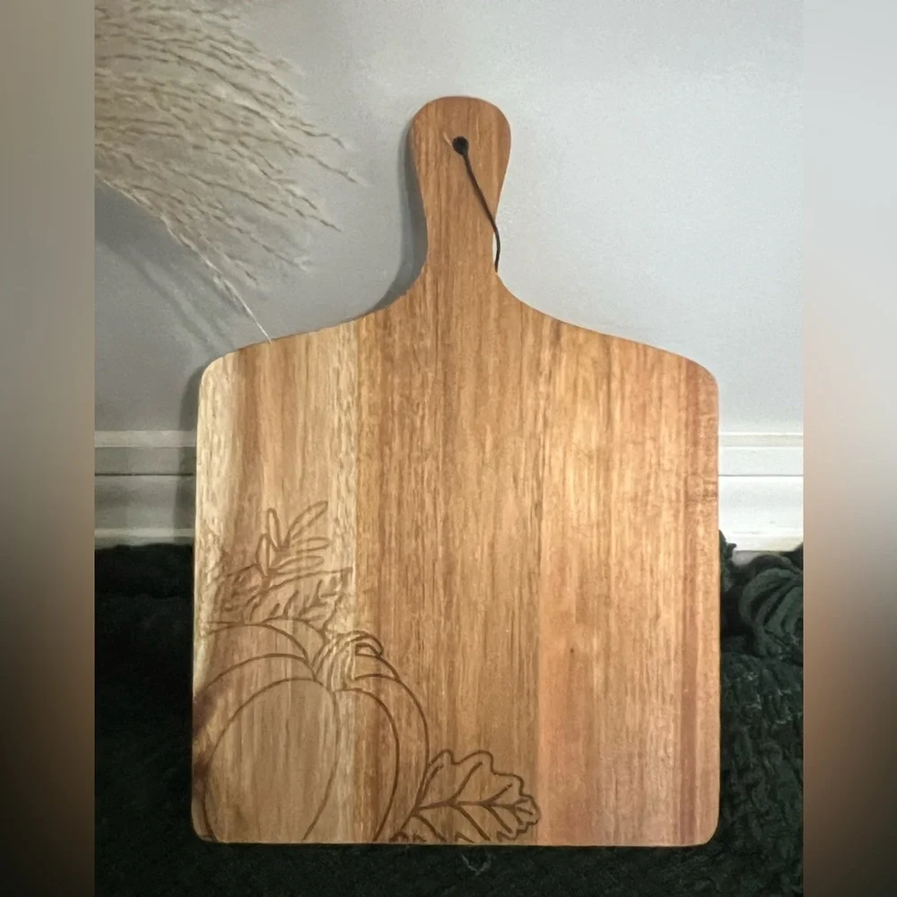 Harvest Wooden Cutting Board with Pumpkin Leaf Design NWT